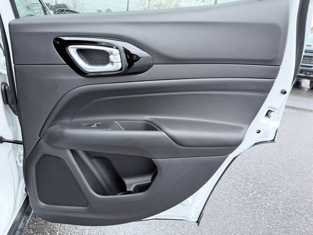 New 2026 Jeep Compass Latitude image 30