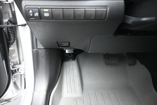Used 2025 Toyota Corolla XSE FWD image 16