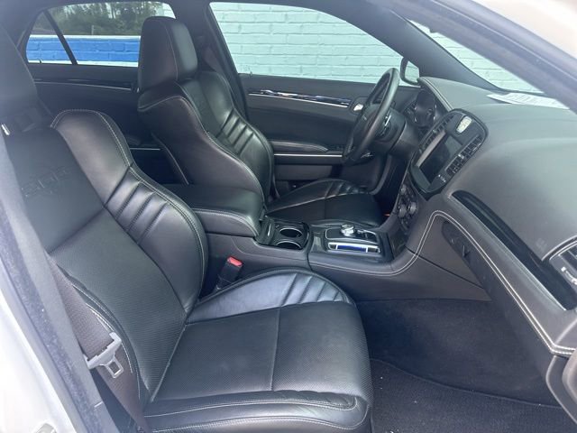 Used 2023 Chrysler 300 C RWD image 8