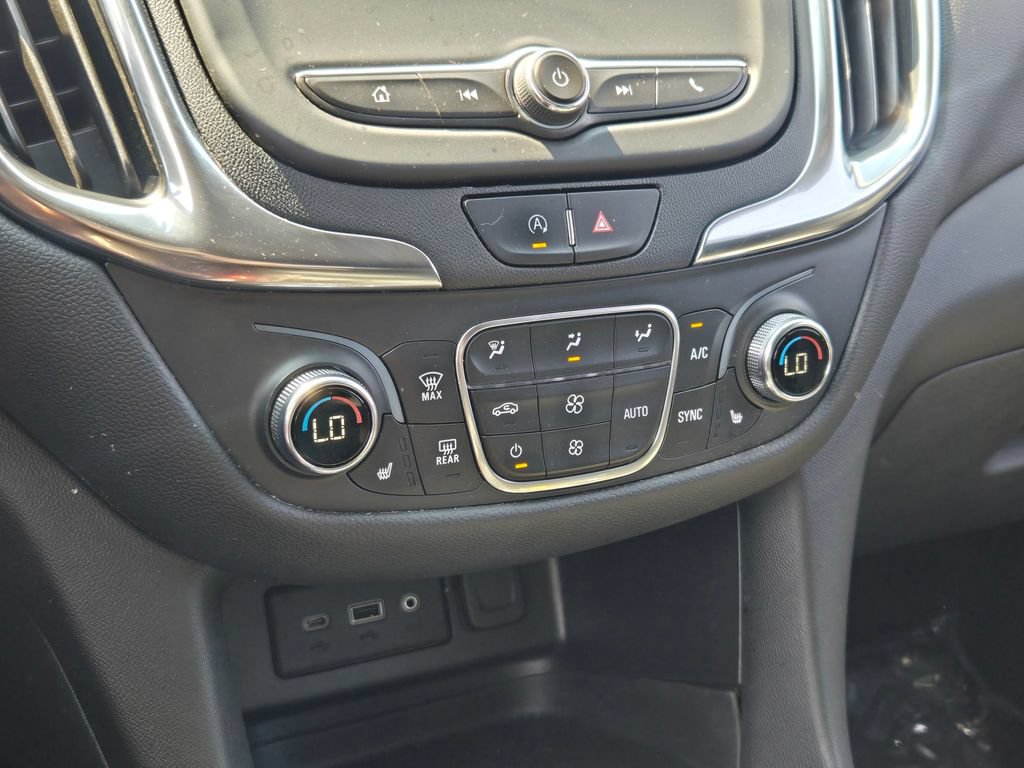 Used 2022 Chevrolet Equinox LT FWD image 38
