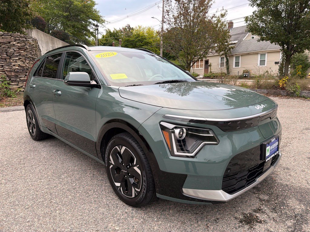 Used 2023 Kia Niro Wind w/ Wind Preserve Package FWD image 8