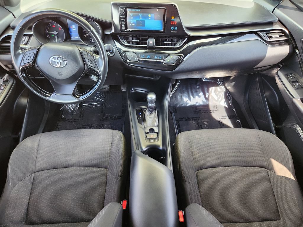Used 2018 Toyota C-HR XLE FWD image 16