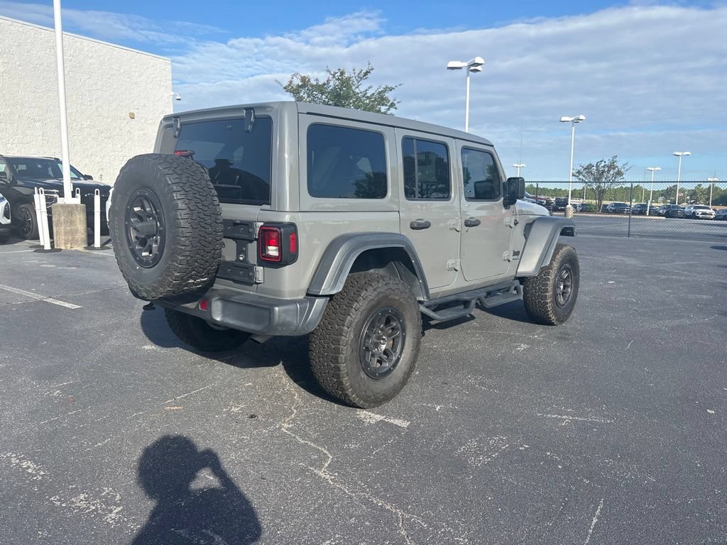 Used 2023 Jeep Wrangler Unlimited Sport AWD/4WD image 3