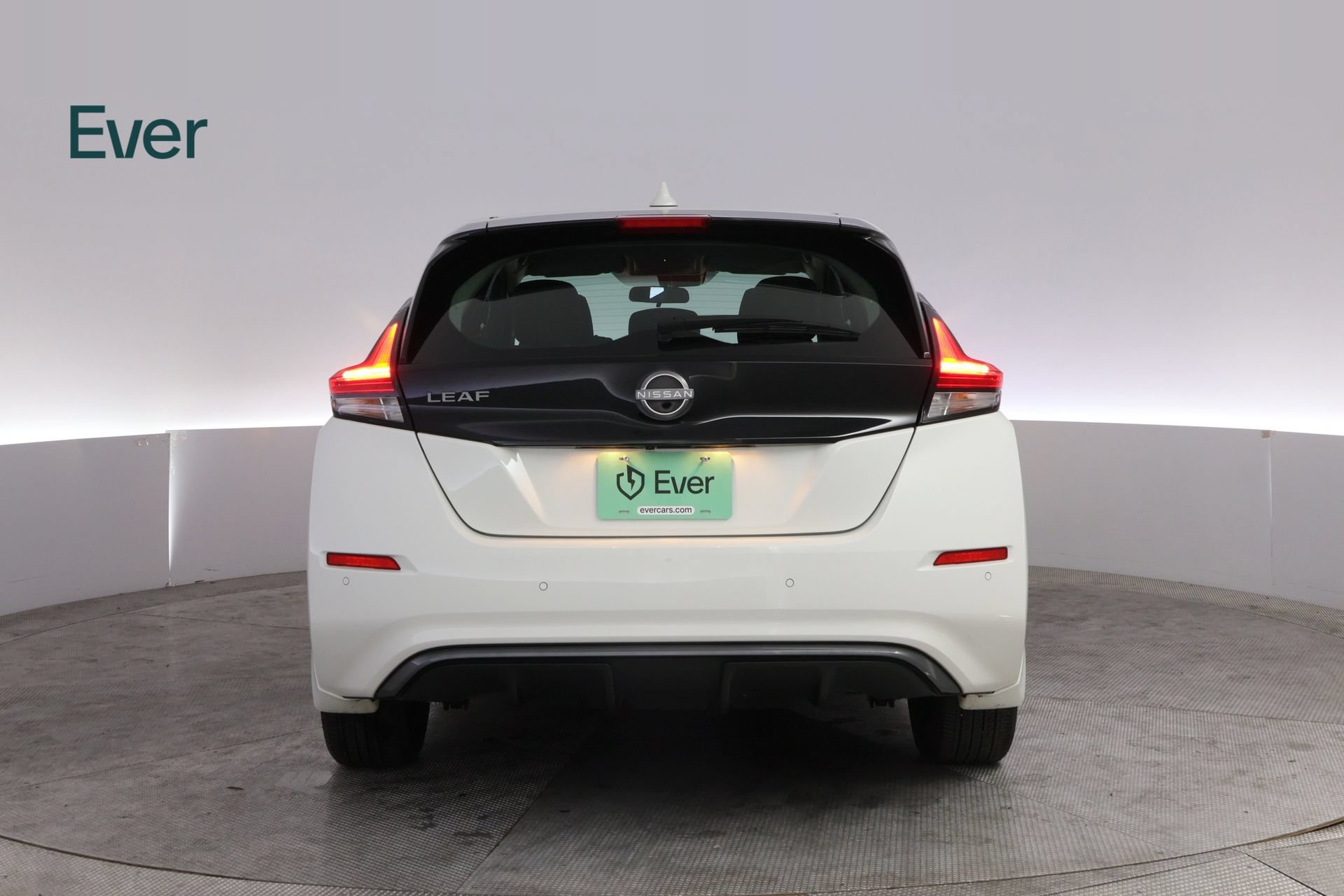 Used 2025 Nissan Leaf S FWD image 15