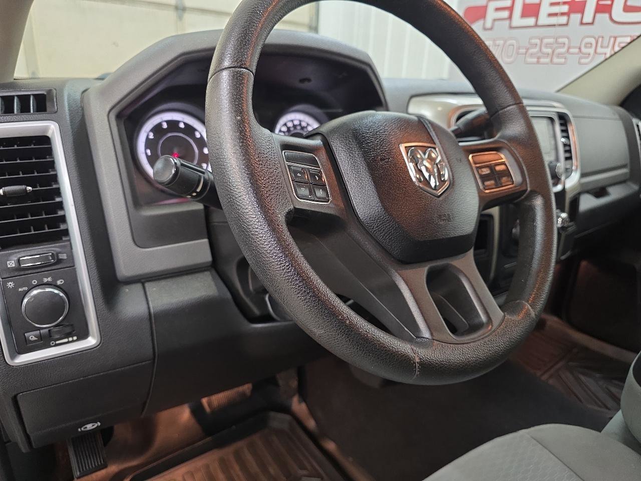 Used 2013 RAM 1500 Classic SLT RWD image 23