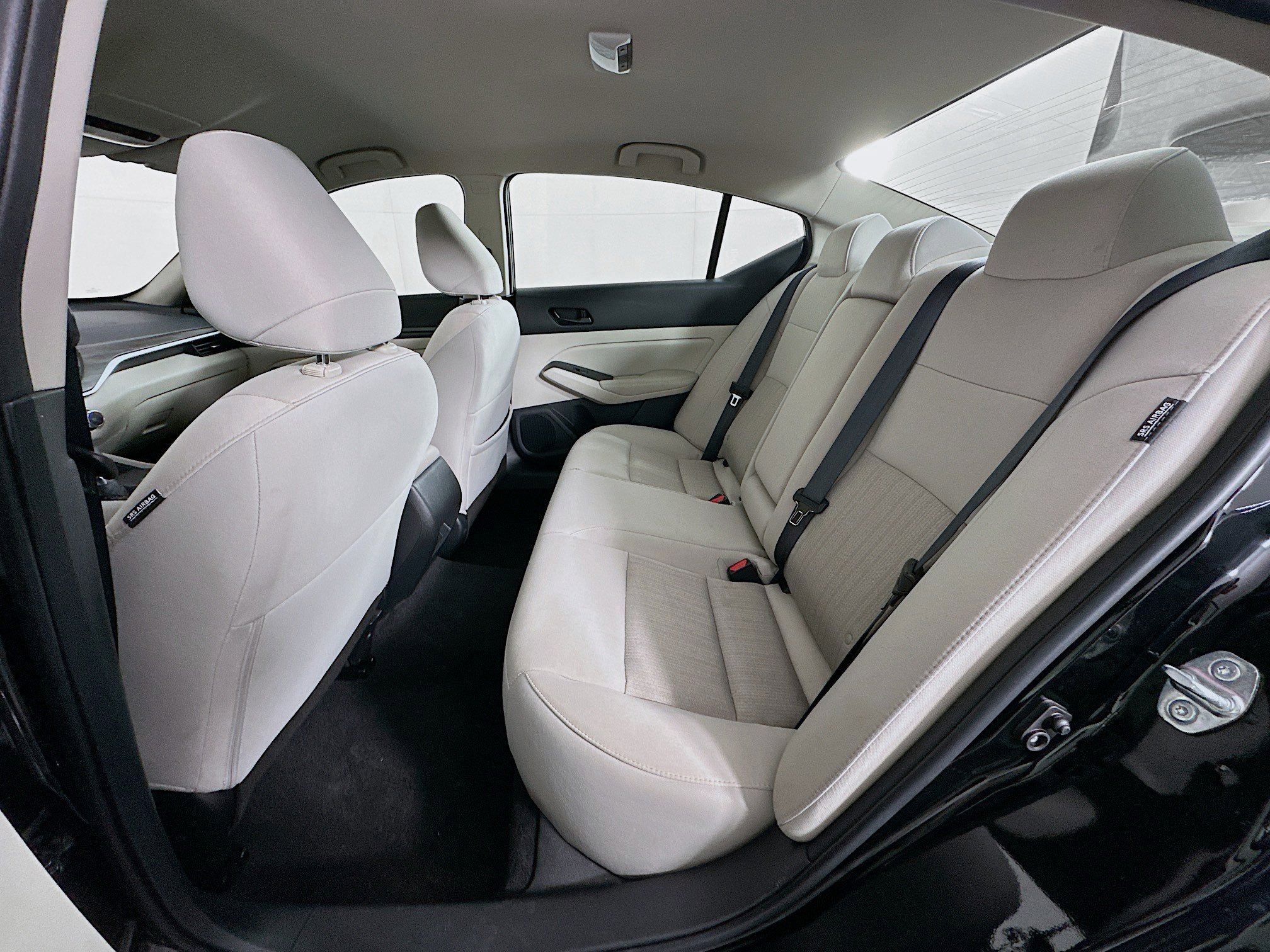 Used 2025 Nissan Altima 2.5 SV image 26