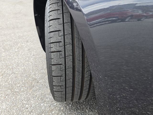 Used 2024 Tesla Model 3 Performance image 30