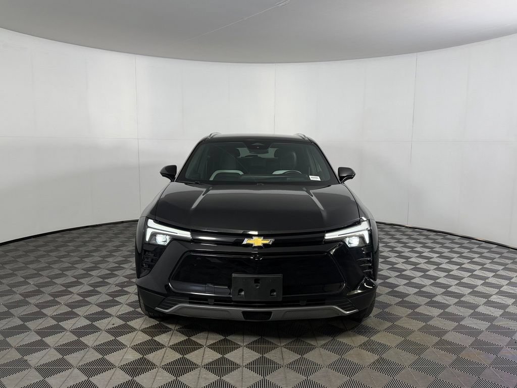 Used 2024 Chevrolet Blazer EV LT AWD/4WD image 4