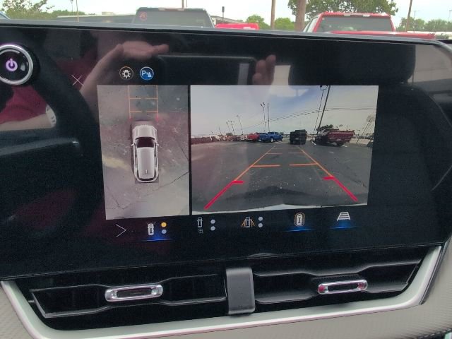New 2026 Chevrolet Equinox LT w/ Convenience Package II FWD image 25