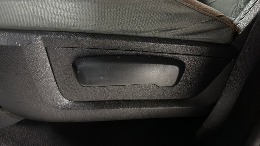 Used 2016 RAM 1500 Classic SLT image 17