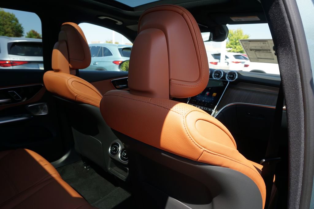 New 2026 Mercedes-Benz GLC 300 4MATIC image 47