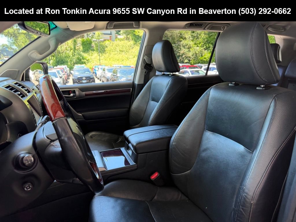 Used 2016 Lexus GX 460 w/ Premium Package AWD/4WD image 15