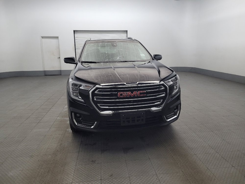 Used 2022 GMC Terrain SLT w/ Tech Package image 14