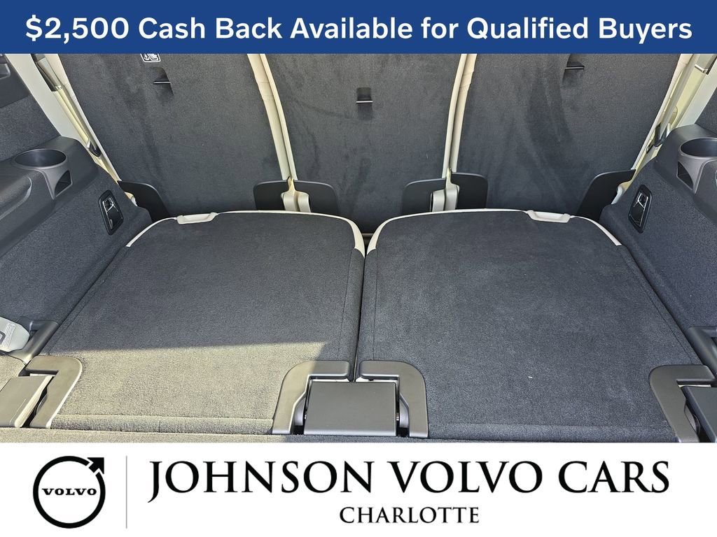 New 2026 Volvo XC90 B6 Ultra w/ Protection Package image 14