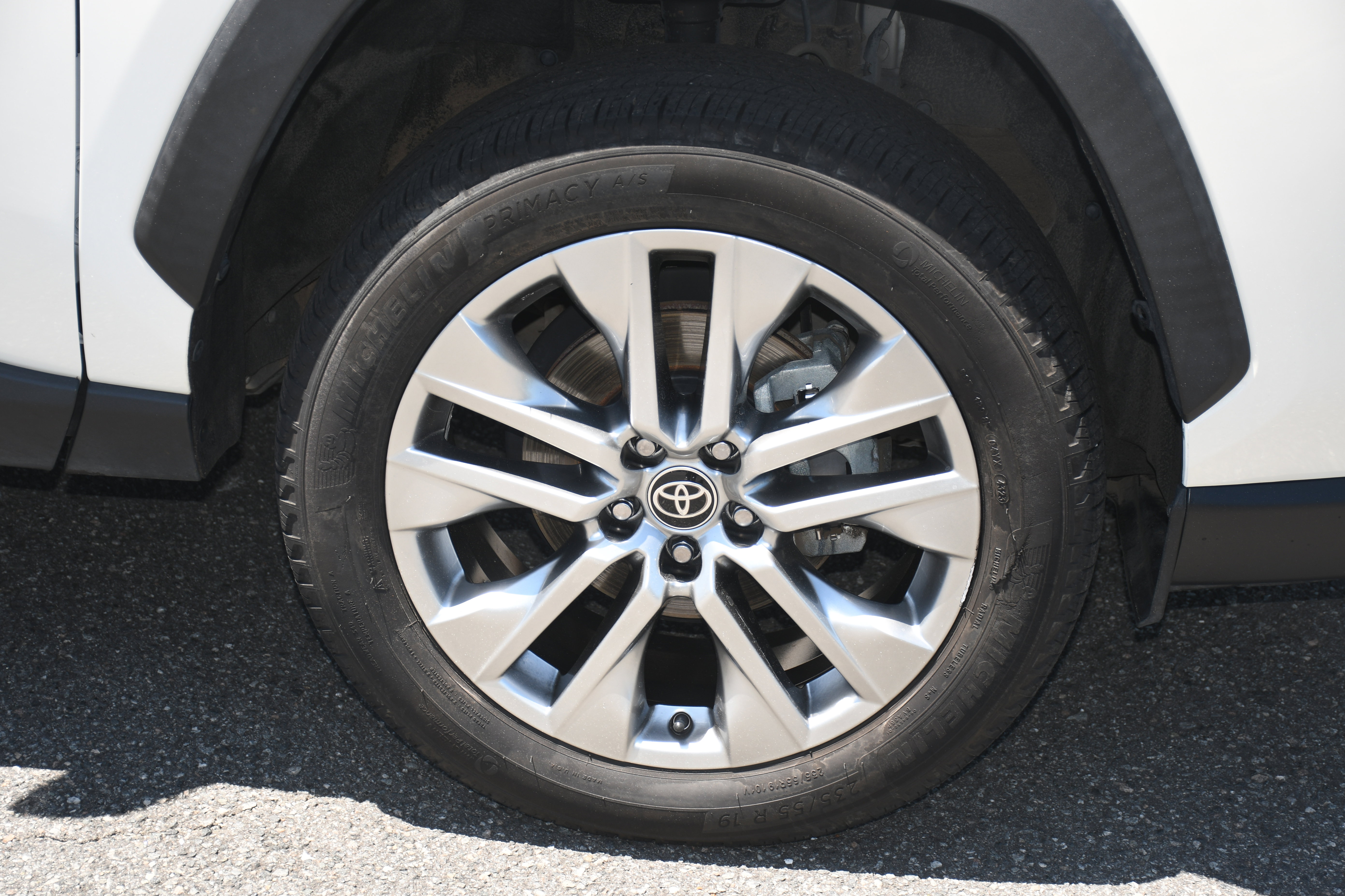 Used 2021 Toyota RAV4 Limited w/ Limited Grade Weather Package FWD image 23