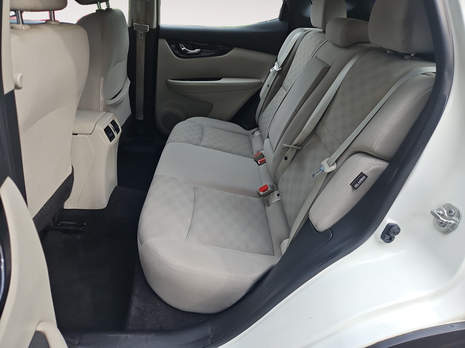 Used 2020 Nissan Rogue Sport SV w/ All-Weather Package AWD/4WD image 13