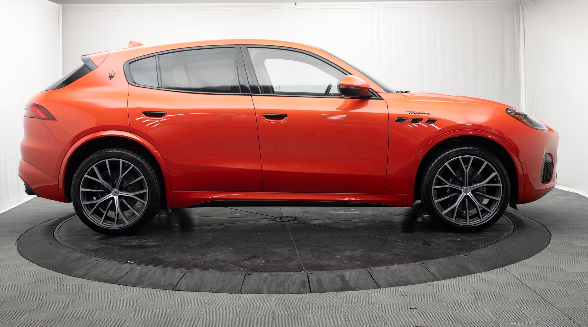 New 2026 Maserati Grecale Modena AWD/4WD image 2
