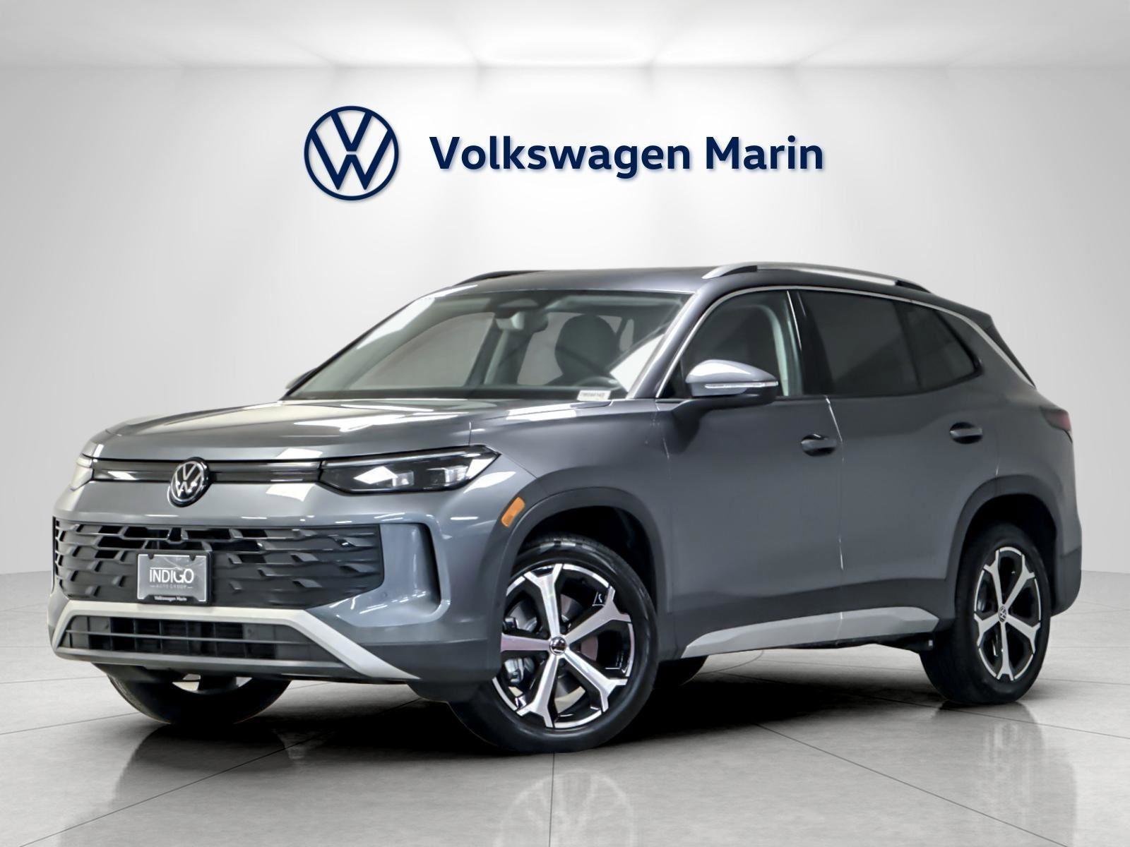 New 2026 Volkswagen Tiguan SE AWD/4WD image 1