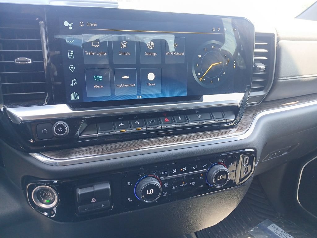 Used 2025 Chevrolet Silverado 1500 LT AWD/4WD image 23