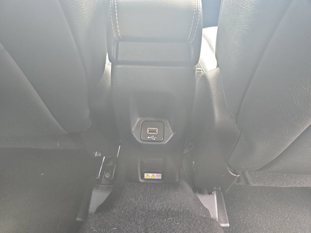 Used 2020 Jeep Renegade Limited w/ UConnect 8.4 Nav Group AWD/4WD image 18