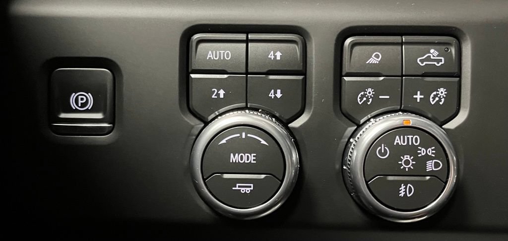 Used 2026 GMC Sierra 3500 Denali Ultimate AWD/4WD image 33