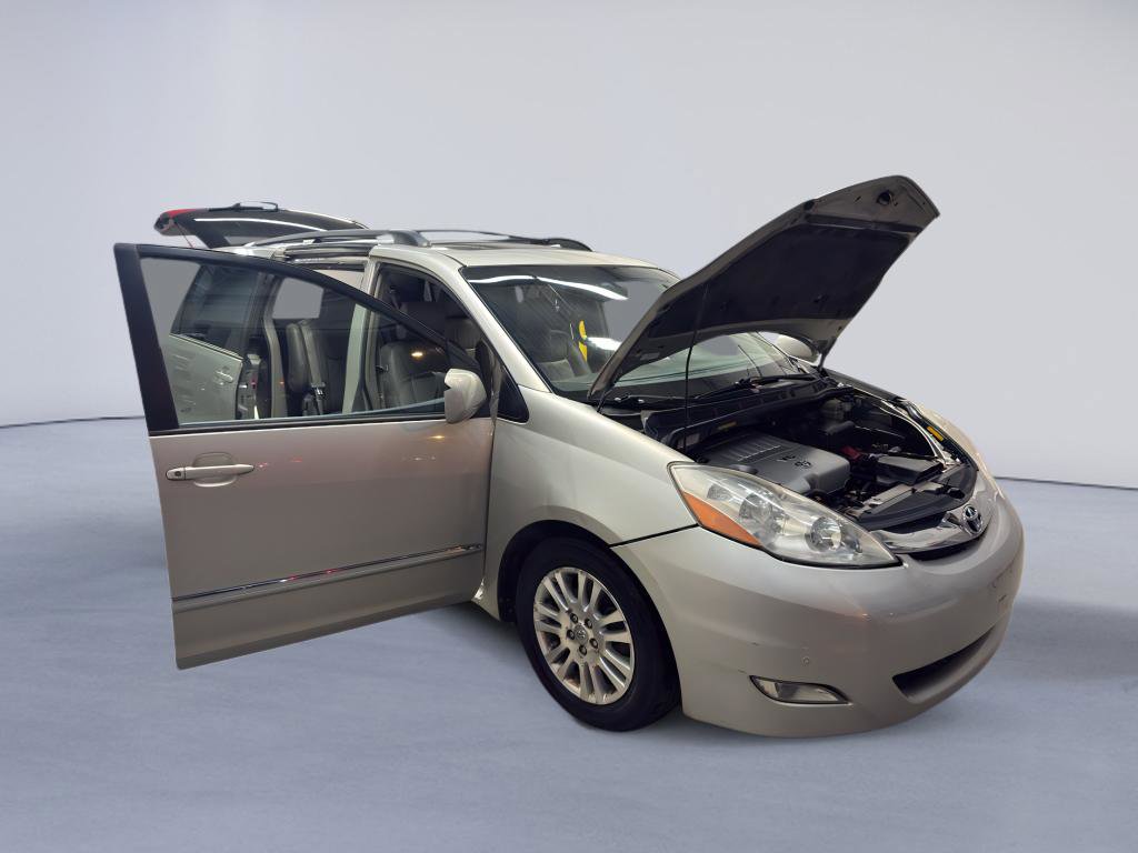Used 2008 Toyota Sienna XLE Limited image 7