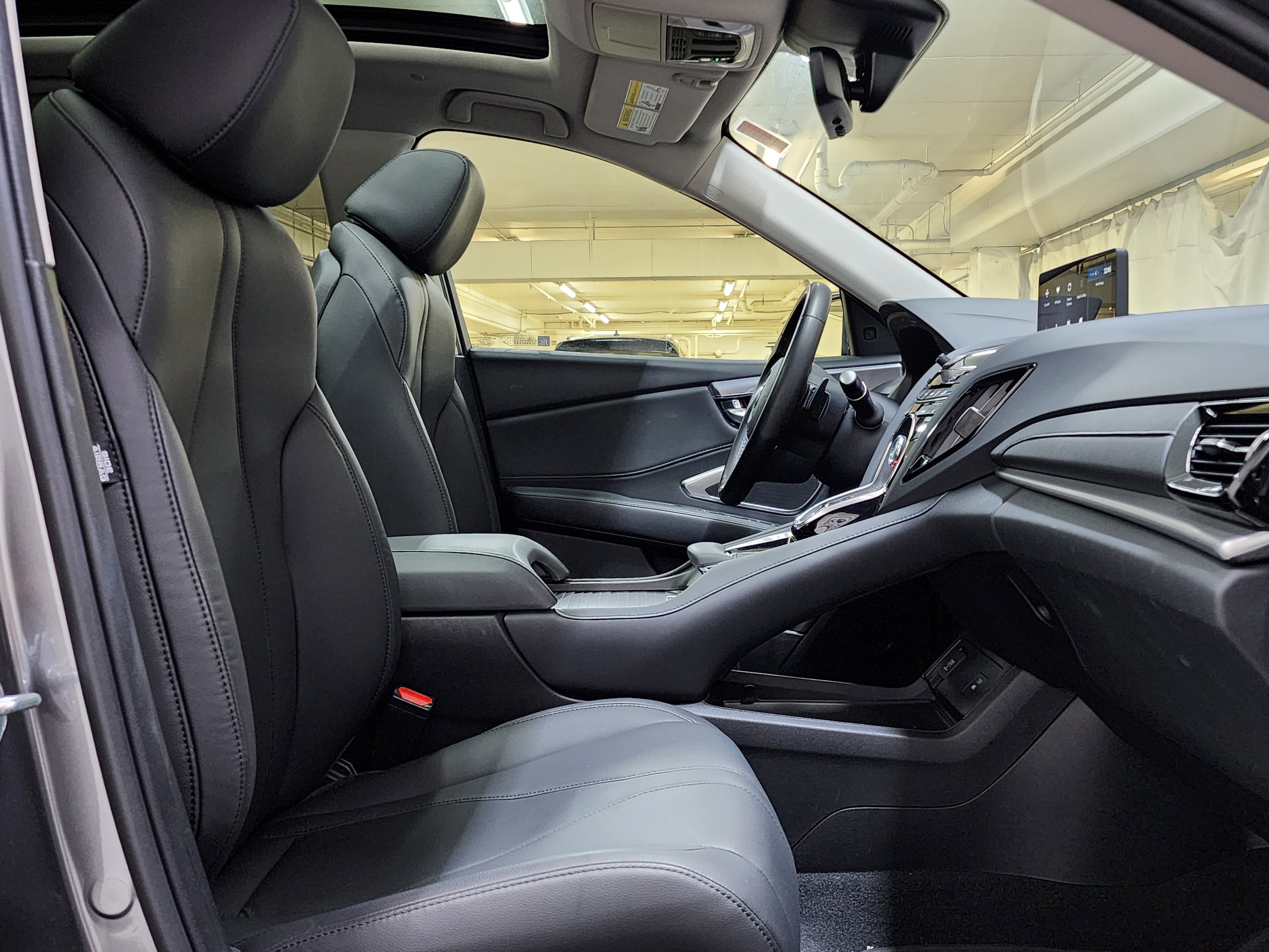 Used 2024 Acura RDX SH-AWD image 23