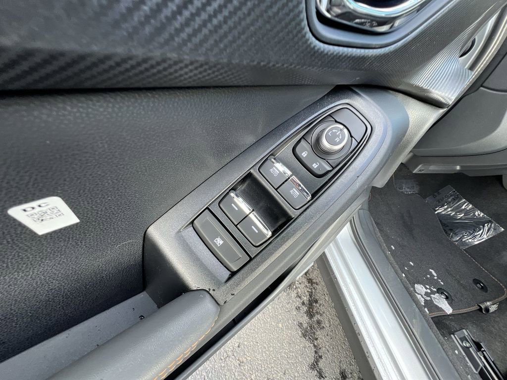 Certified 2025 Subaru Crosstrek 2.5i Limited w/ Crosstrek Mirror Package image 24