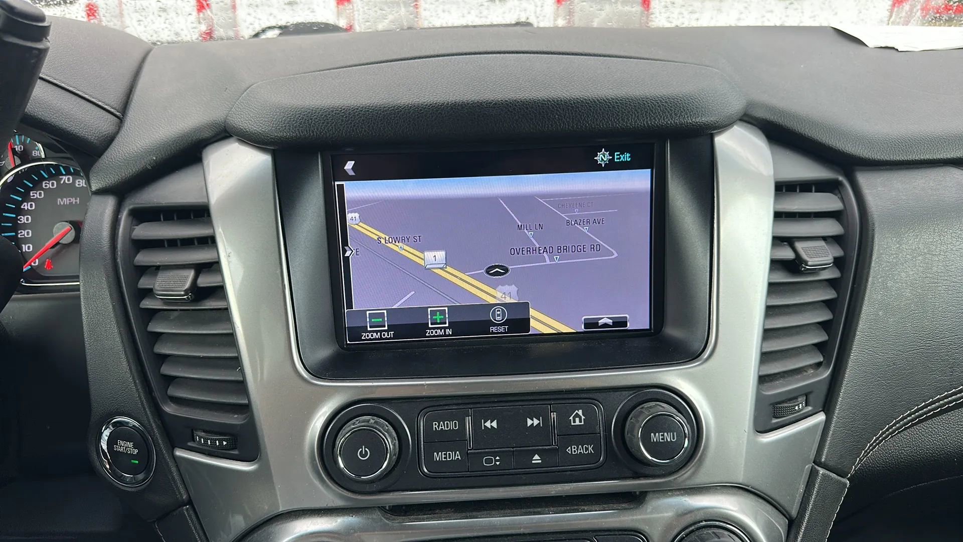 Used 2018 Chevrolet Suburban Premier RWD image 21