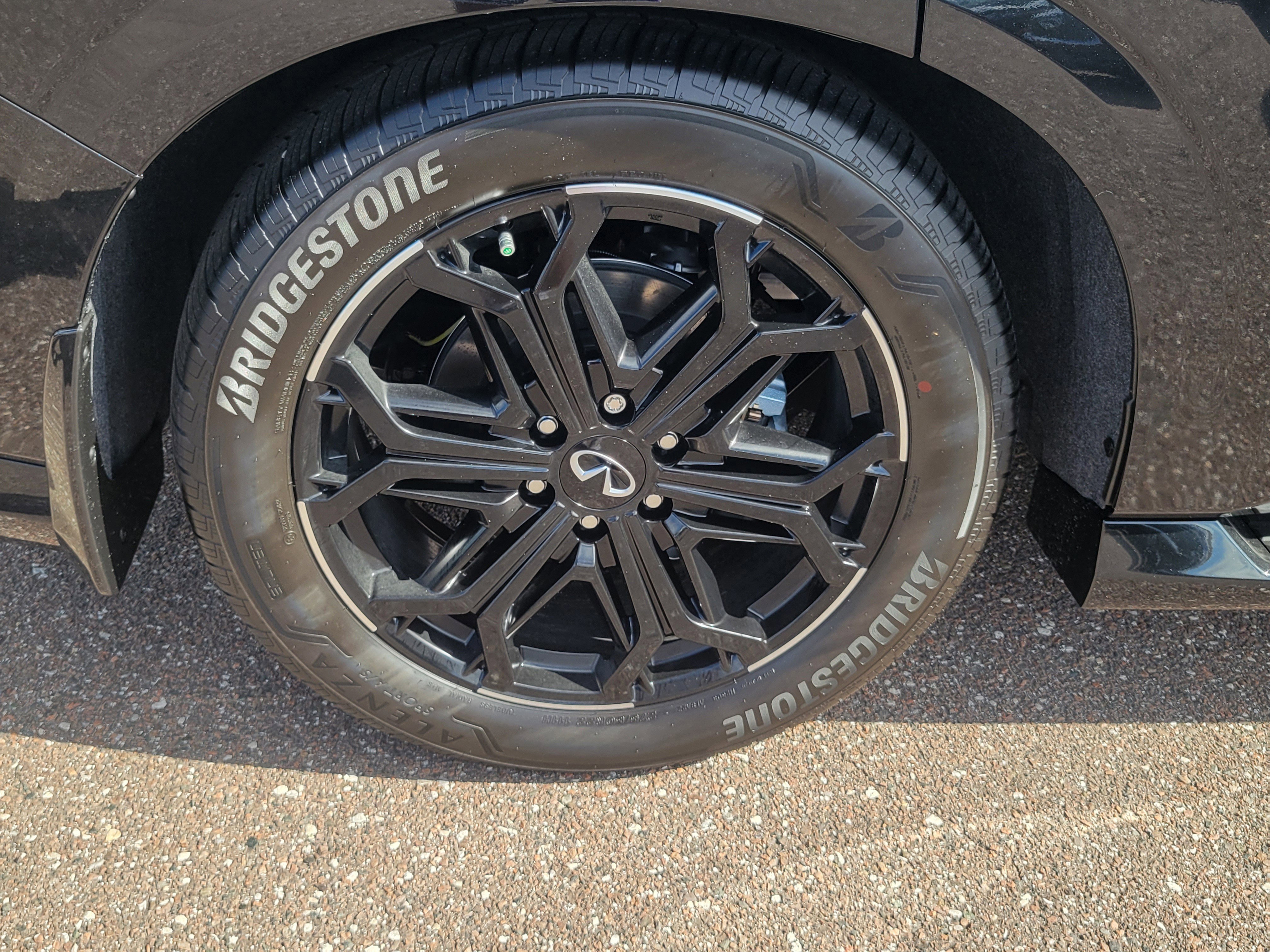 New 2026 INFINITI QX80 4WD image 5