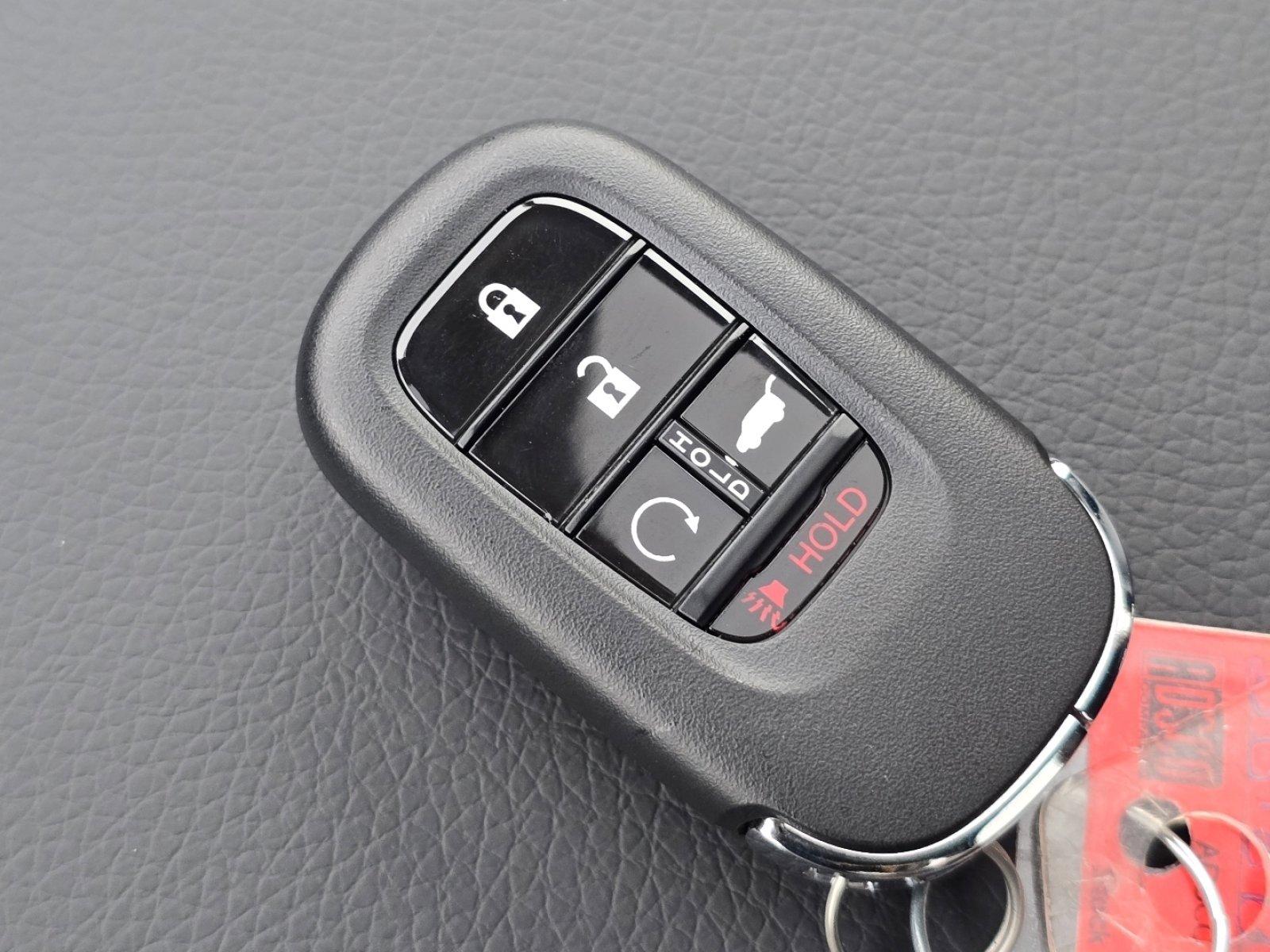 New 2025 Honda Pilot Touring image 34