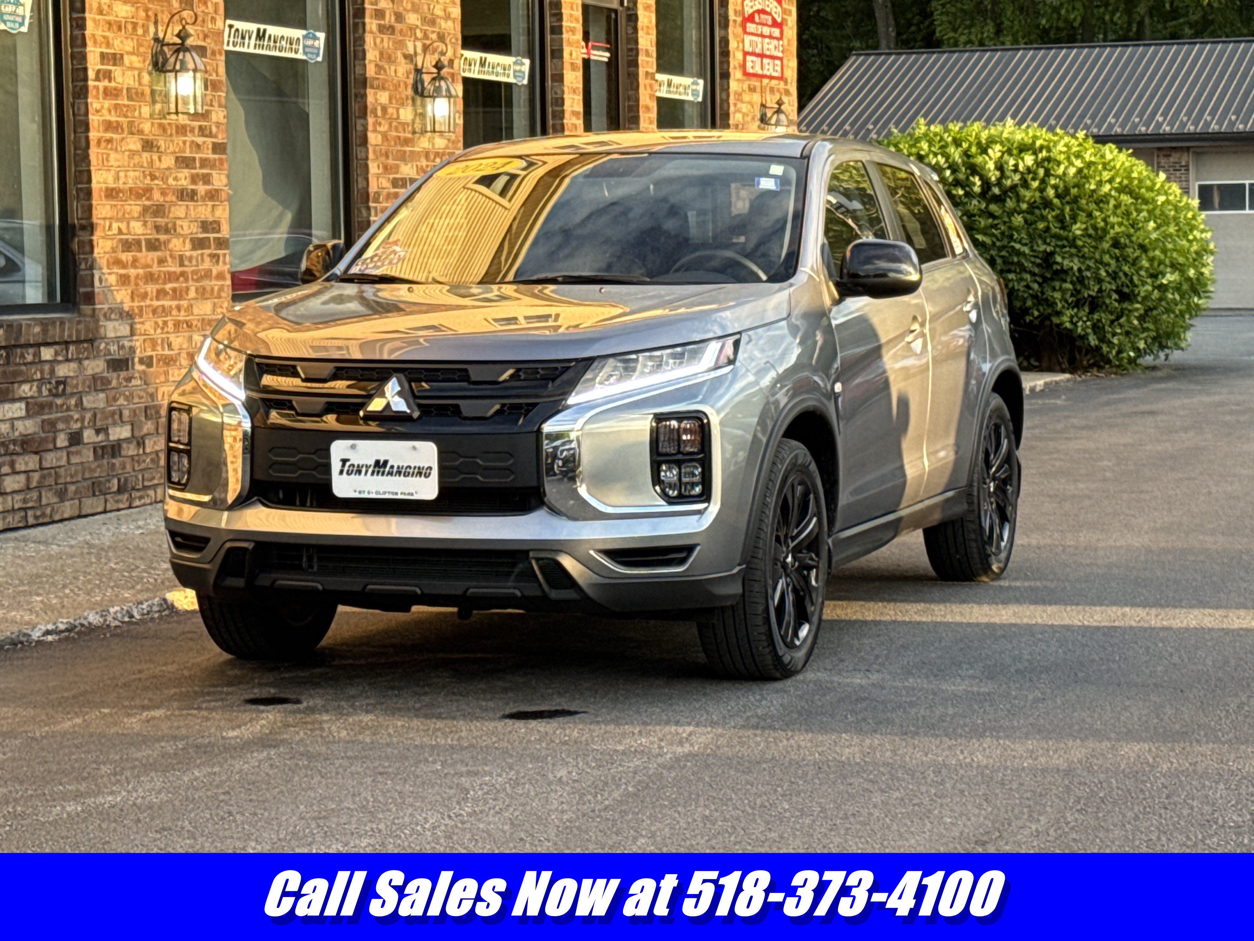 Used 2024 Mitsubishi Outlander Sport LE AWD/4WD image 1
