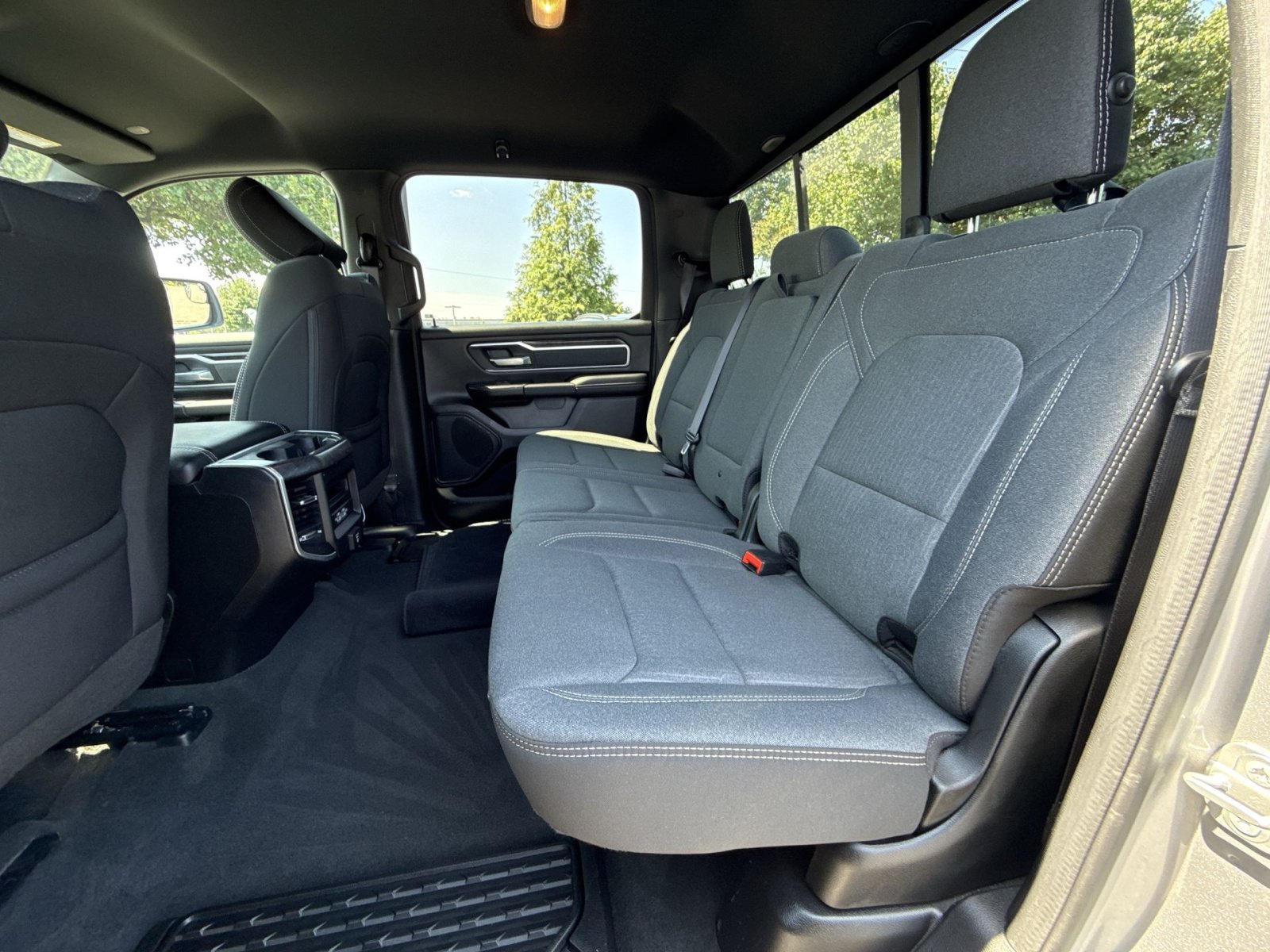 Used 2022 RAM 1500 Big Horn AWD/4WD image 26