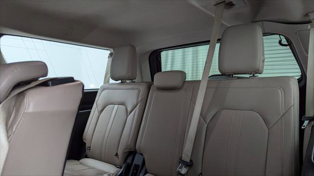 Used 2024 Ford Expedition Max Limited image 12