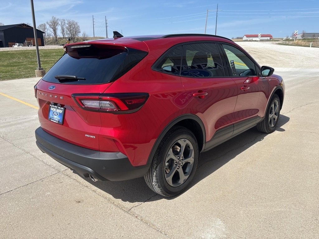 New 2025 Ford Escape ST-Line w/ Tech Pack #1 image 4