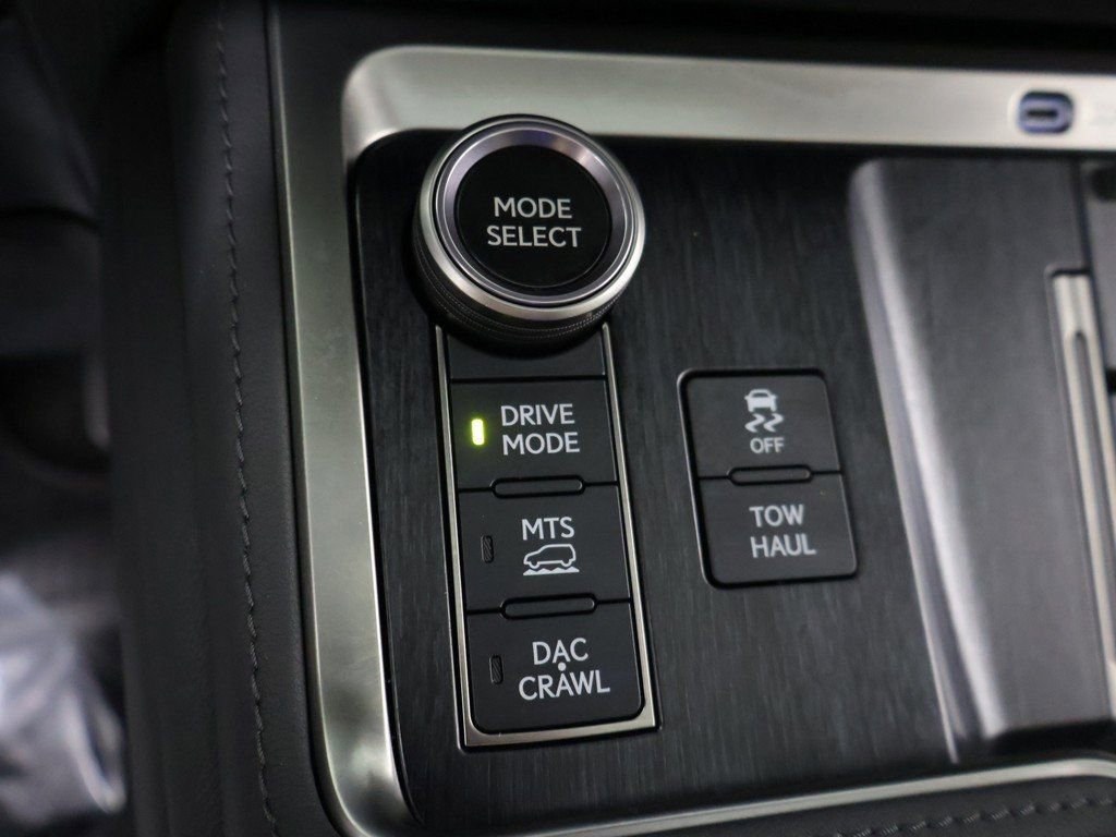 Used 2024 Lexus GX 550 image 58