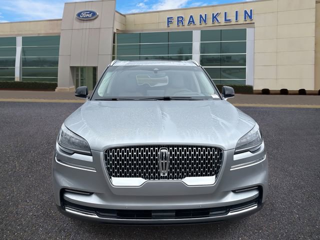 Certified 2023 Lincoln Aviator Reserve w/ Equipment Group 201A image 2