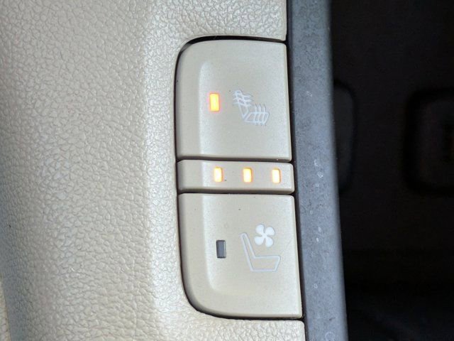 Used 2017 GMC Acadia Denali w/ Technology Package image 32