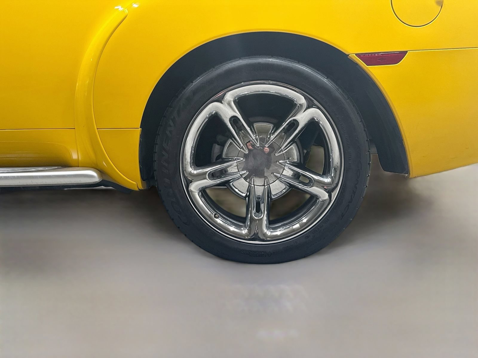 Used 2003 Chevrolet SSR w/ Preferred Equipment Group RWD image 27
