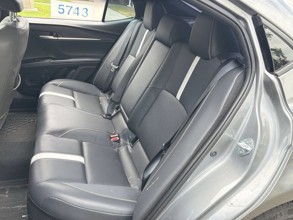 Used 2025 Toyota Camry SE FWD image 23