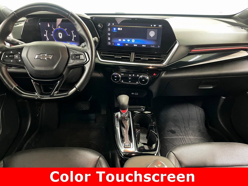Certified 2025 Chevrolet Trax RS w/ Driver Confidence Package image 2