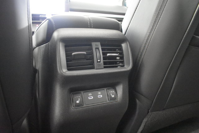 New 2026 Nissan Murano Platinum w/ Cargo Package AWD/4WD image 32