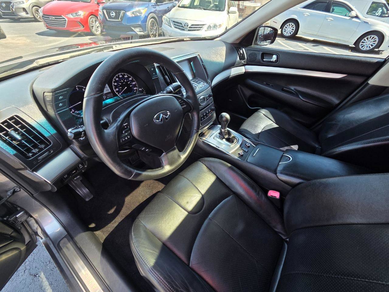 Used 2013 INFINITI G37 x Sedan w/ Premium Pkg AWD/4WD image 9