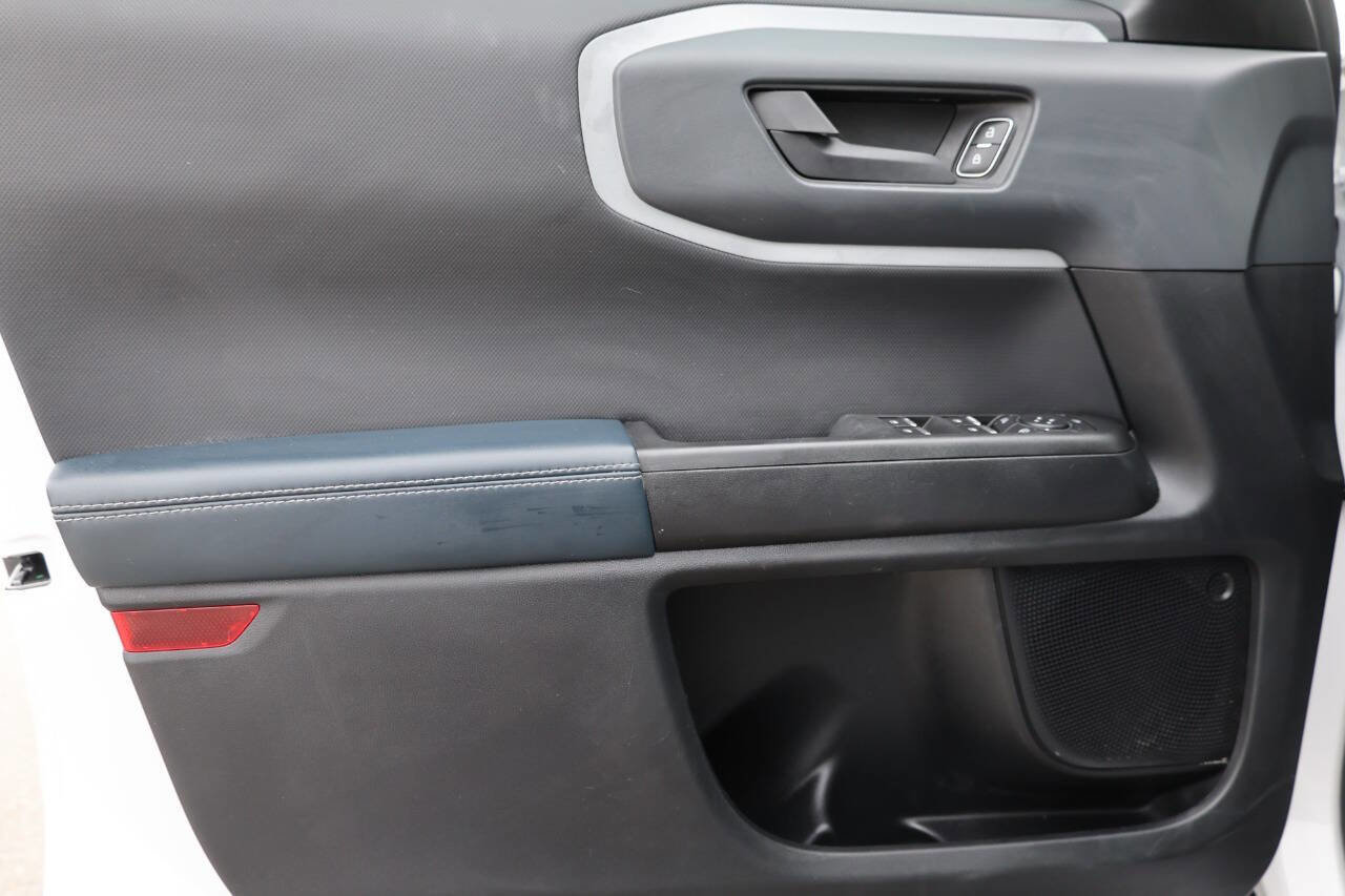 Used 2022 Ford Bronco Sport Outer Banks image 12