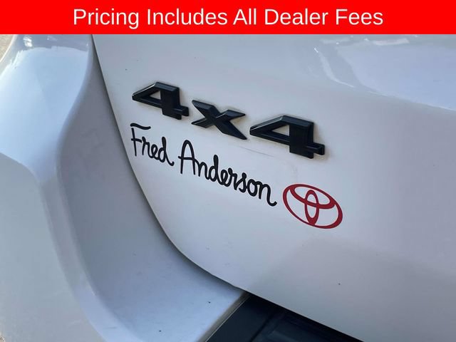 Used 2019 Jeep Grand Cherokee Altitude AWD/4WD image 12