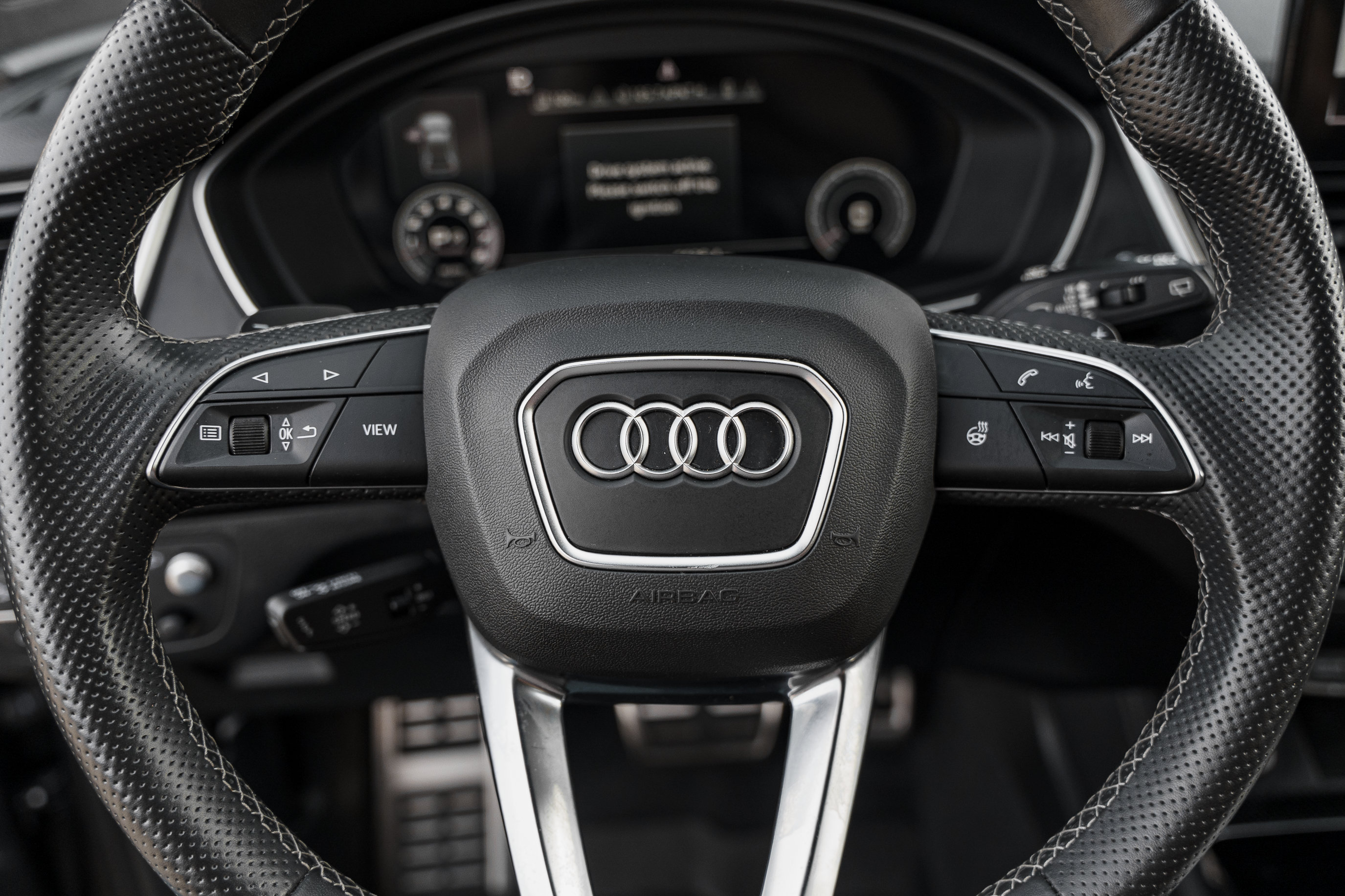 Used 2022 Audi SQ5 Prestige w/ Prestige Package AWD/4WD image 17