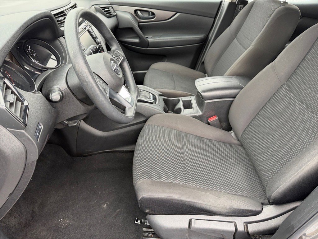 Used 2019 Nissan Rogue Sport S image 10
