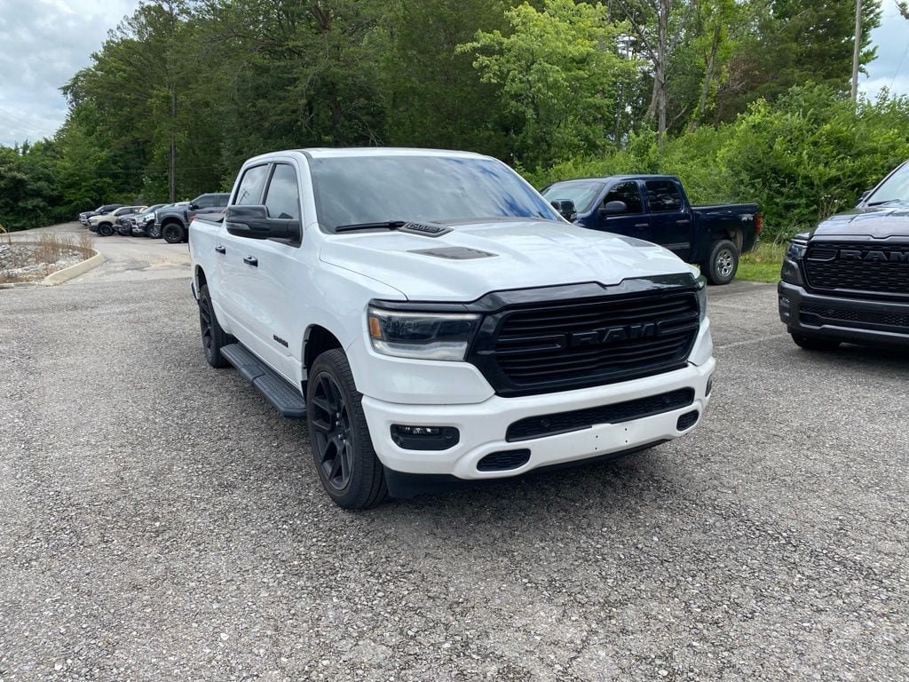 Used 2024 RAM 1500 Laramie AWD/4WD image 3