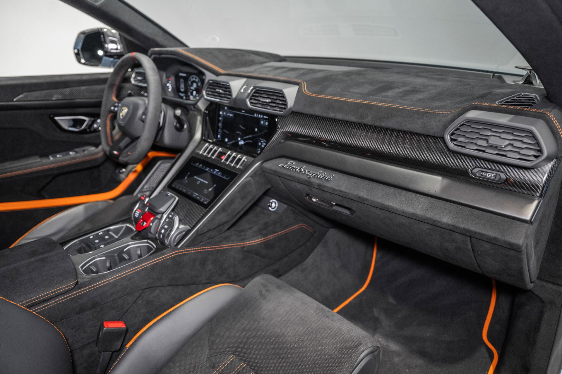 Used 2024 Lamborghini Urus Performante image 28