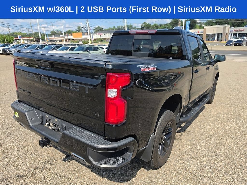 Used 2021 Chevrolet Silverado 1500 LT Trail Boss w/ Convenience Package II AWD/4WD image 3
